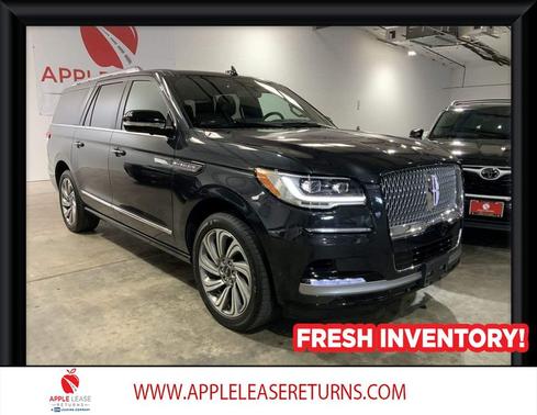 Starlight Gray Premium Colorant 2022 Lincoln Navigator Reserve