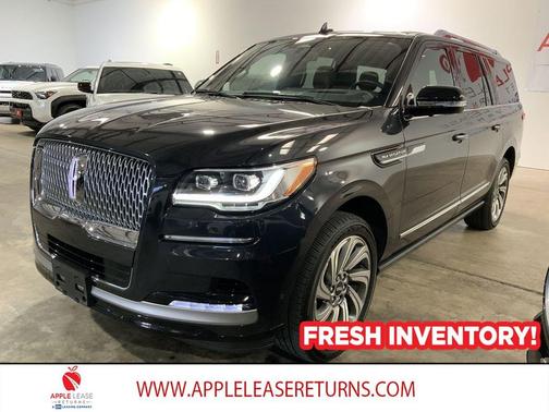 Starlight Gray Premium Colorant 2022 Lincoln Navigator Reserve