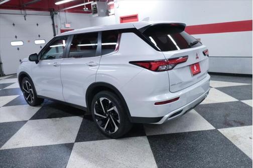 2024 Mitsubishi Outlander SE 2.5 2WD
