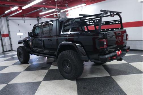 Black Clearcoat 2022 Jeep Gladiator Rubicon