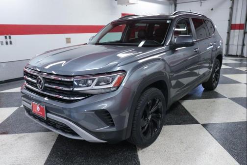 2022 Volkswagen Atlas 3.6L SE w/Technology