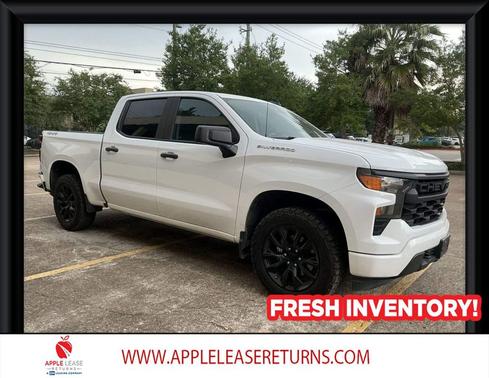Summit White 2023 Chevrolet Silverado 1500 Custom