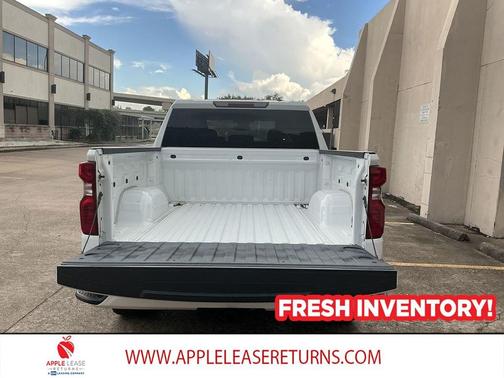 Summit White 2023 Chevrolet Silverado 1500 Custom