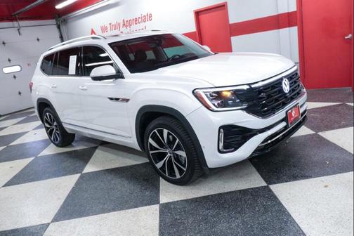 2024 Volkswagen Atlas 2.0T SEL Premium R-Line 4MOTION