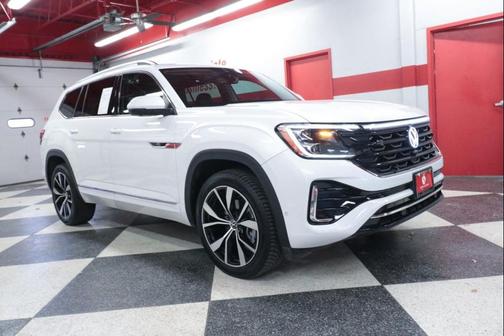2024 Volkswagen Atlas 2.0T SEL Premium R-Line 4MOTION