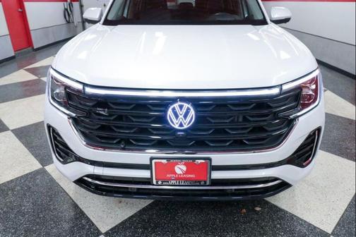 2024 Volkswagen Atlas 2.0T SEL Premium R-Line 4MOTION