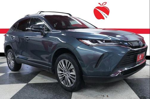 2023 Toyota Venza XLE