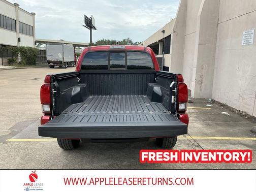 Barcelona Red Metallic 2022 Toyota Tacoma SR