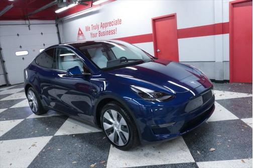 2024 Tesla Model Y Long Range Dual Motor All-Wheel Drive