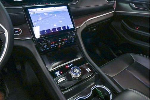 2024 Jeep Grand Cherokee Limited X