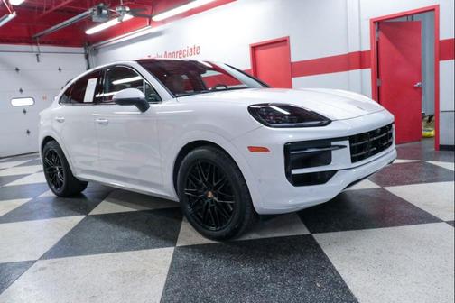 2025 Porsche Cayenne Cayenne
