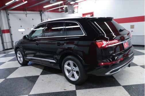 2021 Audi Q7 55 Premium