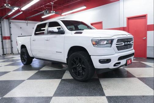 Bright White Clearcoat 2023 RAM 1500 Laramie