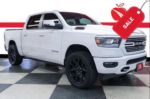 Bright White Clearcoat 2023 RAM 1500 Laramie
