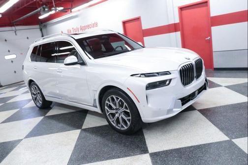 2023 BMW X7 xDrive40i