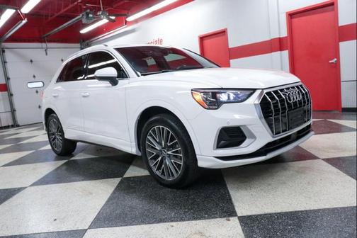 2022 Audi Q3 40 Premium