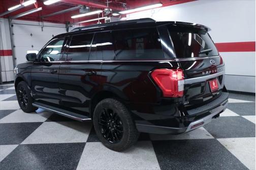 2022 Ford Expedition XLT