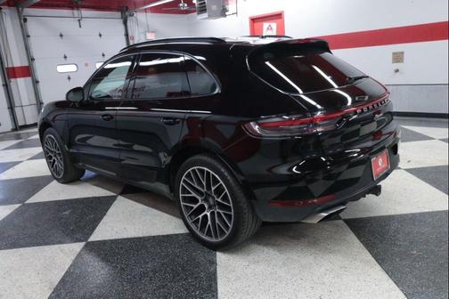 2020 Porsche Macan 