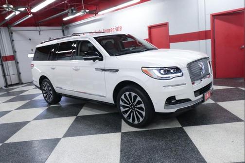 2023 Lincoln Navigator Reserve