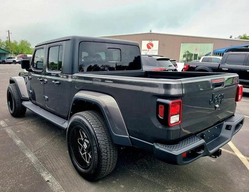 2022 Jeep Gladiator Altitude 4x4