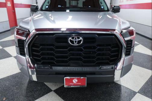 2022 Toyota Tundra SR5