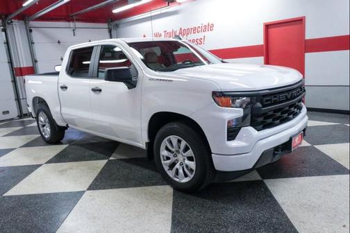 2022 Chevrolet Silverado 1500 Custom