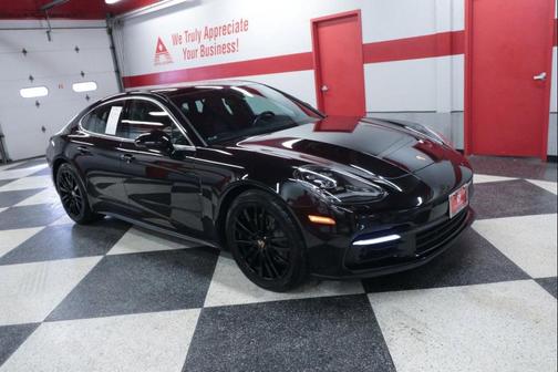2017 Porsche Panamera 4S