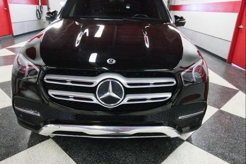 Black 2022 Mercedes-Benz GLE 450 4MATIC