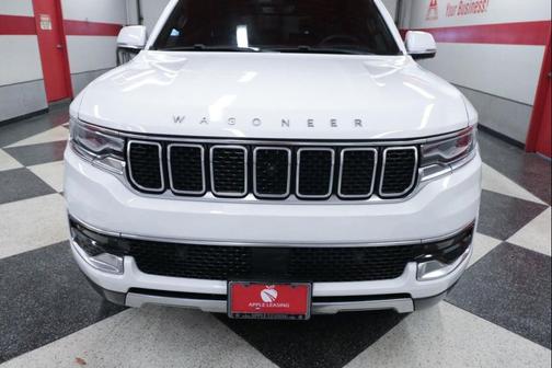 Bright White Clearcoat 2022 Jeep Wagoneer Series III 4x2