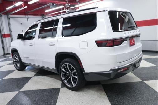 Bright White Clearcoat 2022 Jeep Wagoneer Series III 4x2