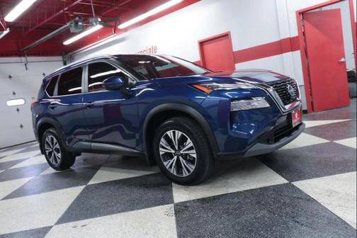 Magnetic Black 2018 Nissan Rogue SV