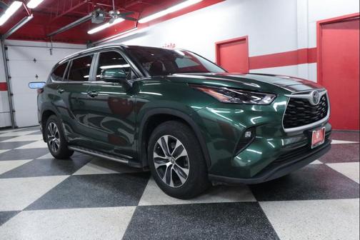 Cypress 2024 Toyota Highlander XLE