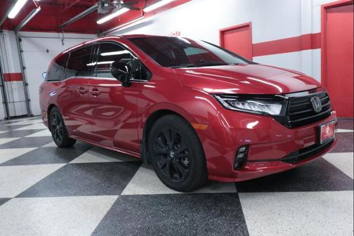 Radiant Red Metallic II 2023 Honda Odyssey Sport