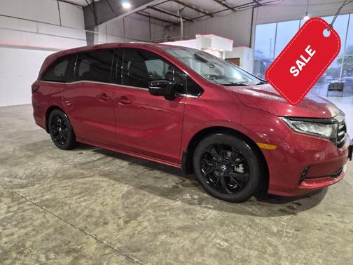 Radiant Red Metallic II 2023 Honda Odyssey Sport