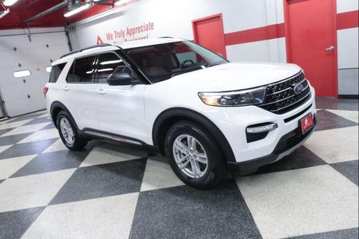 Oxford White 2020 Ford Explorer XLT