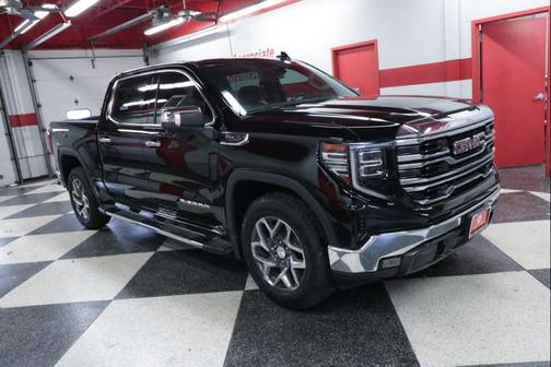 Onyx Black 2023 GMC Sierra 1500 SLT