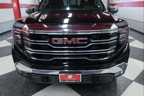 Onyx Black 2023 GMC Sierra 1500 SLT