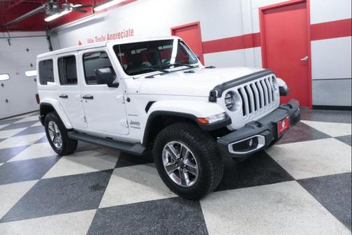 Bright White Clearcoat 2020 Jeep Wrangler Unlimited Sahara