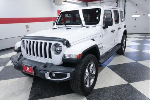 Bright White Clearcoat 2020 Jeep Wrangler Unlimited Sahara