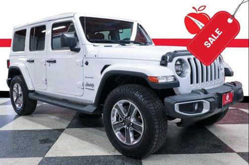 Bright White Clearcoat 2020 Jeep Wrangler Unlimited Sahara