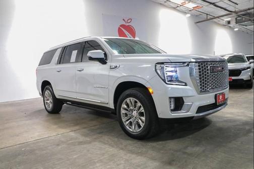 White Frost Tricoat 2024 GMC Yukon XL Denali