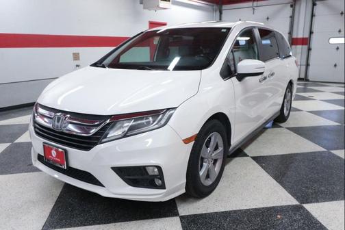 White Diamond Pearl 2019 Honda Odyssey EX-L