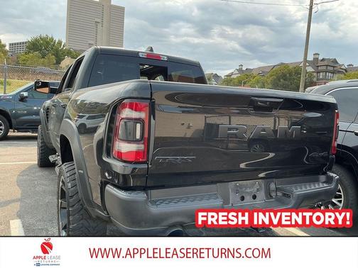 Diamond Black Crystal Pearlcoat 2022 RAM 1500 TRX