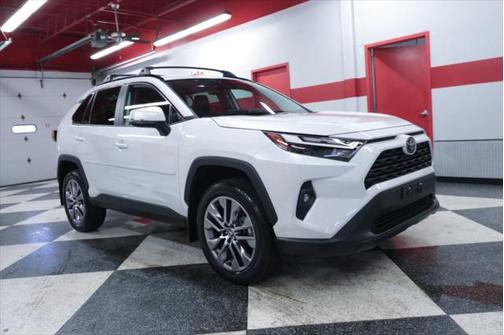 2023 Toyota RAV4 XLE Premium