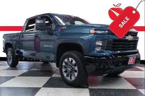 Lakeshore Blue Metallic 2025 Chevrolet Silverado 2500 Custom