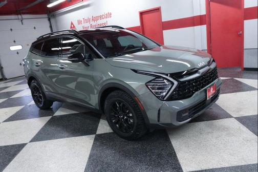Jungle Green/Ebony Black Roof 2023 Kia Sportage S
