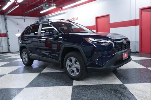 2022 Toyota RAV4 Hybrid XLE