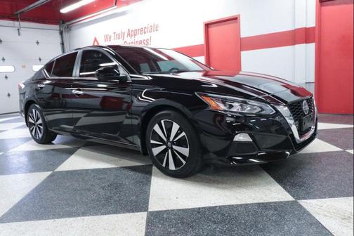 2022 Nissan Altima 2.5 SV