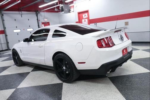 2012 Ford Shelby GT500 Base
