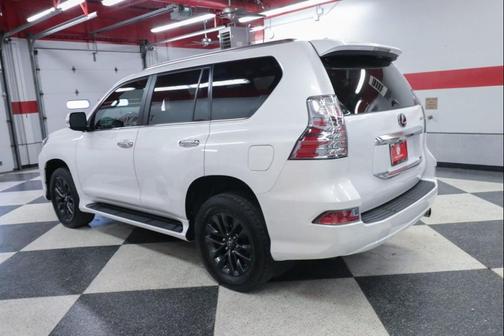 Starfire Pearl 2022 Lexus GX 460 Premium